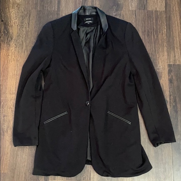Black blazer - Picture 1 of 1